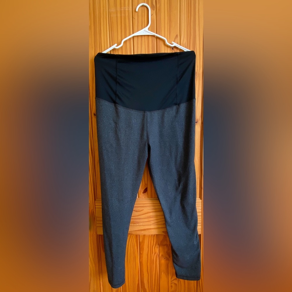 Gray Isabel Maternity Leggings